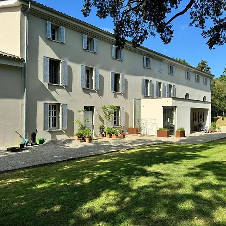 Le Domaine De Rigou Bed & Breakfast