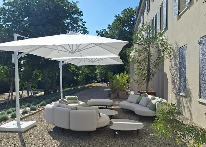 Nocleg ze śniadaniem Le Domaine De Rigou 3*