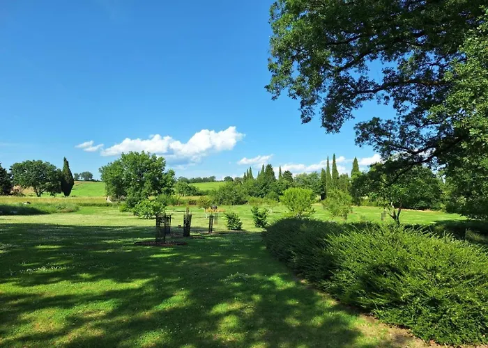 Le Domaine De Rigou Nocleg ze śniadaniem